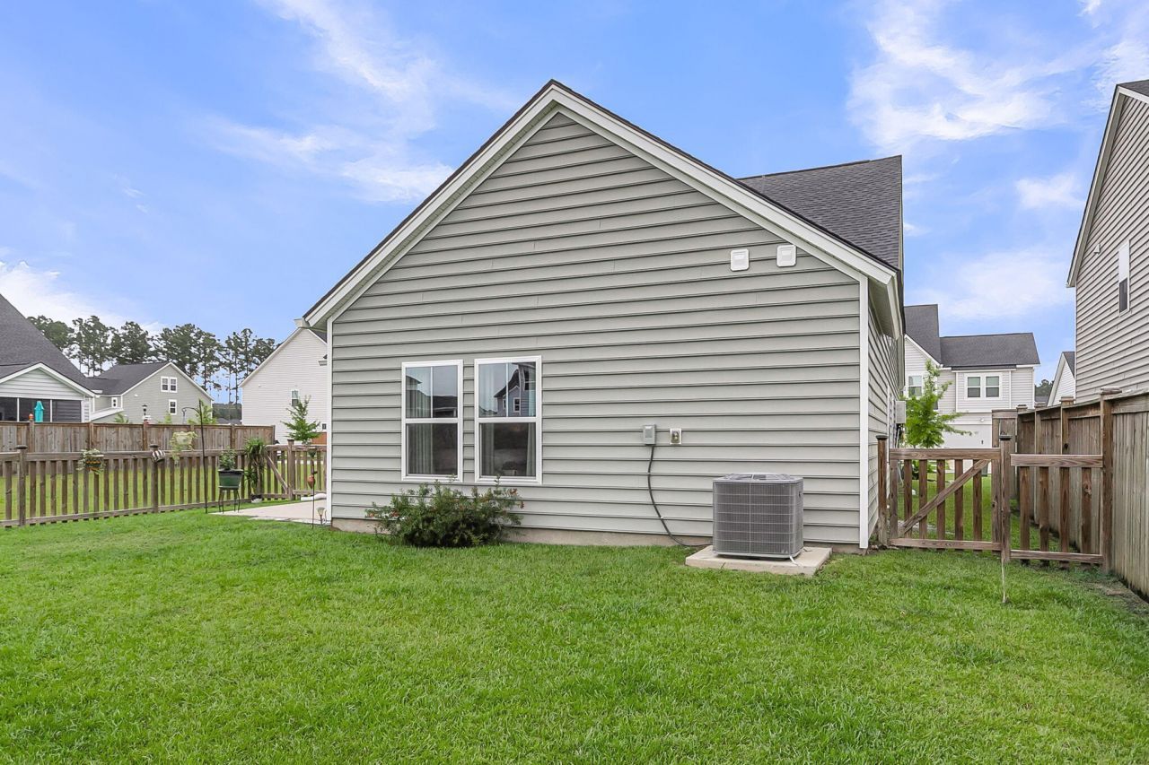 160 Greenbelt Court Photo 30