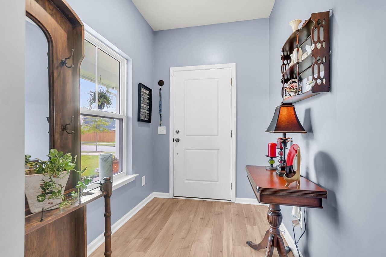 160 Greenbelt Court Photo 4