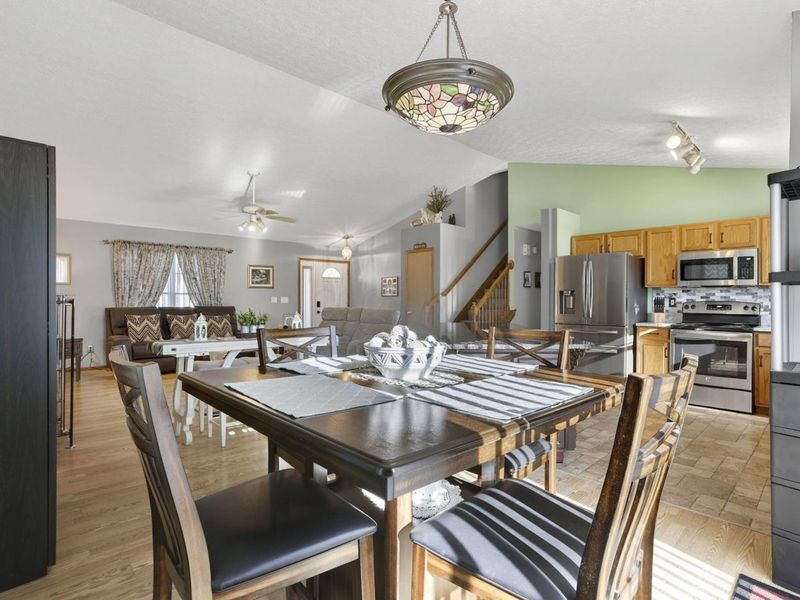 562 Allis PIace E, Reynoldsburg, OH 43068 Photo 12