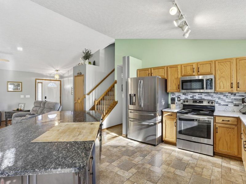 562 Allis PIace E, Reynoldsburg, OH 43068 Photo 13