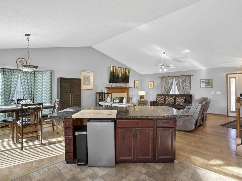 562 Allis PIace E, Reynoldsburg, OH 43068 Photo 15