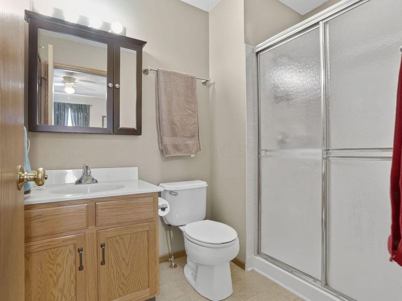 562 Allis PIace E, Reynoldsburg, OH 43068 Photo 24