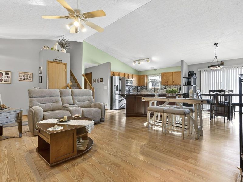 562 Allis PIace E, Reynoldsburg, OH 43068 Photo 9