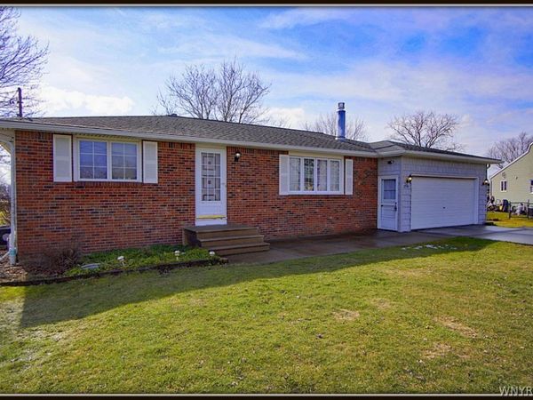 2974 Walck Drive , North Tonawanda, NY 14120