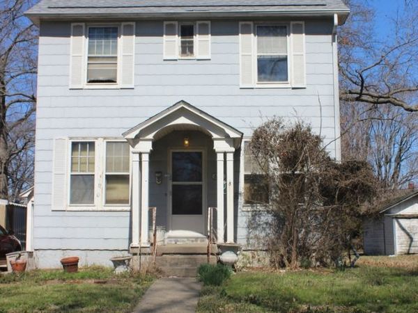 804 E 4th Street E, Centralia, IL 62801