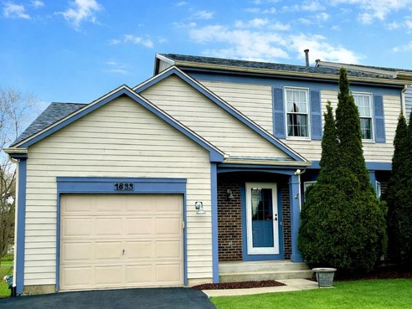 1833 Barnhill Drive, Mundelein, IL 60060