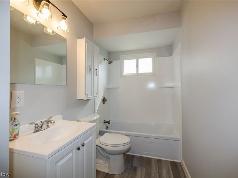 5249 W 150th Street , Brook Park, OH 44142 Photo 15