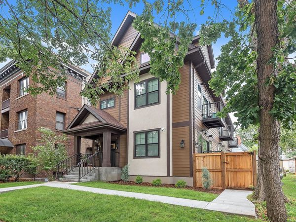 2413 1st Avenue S, Minneapolis, MN 55404