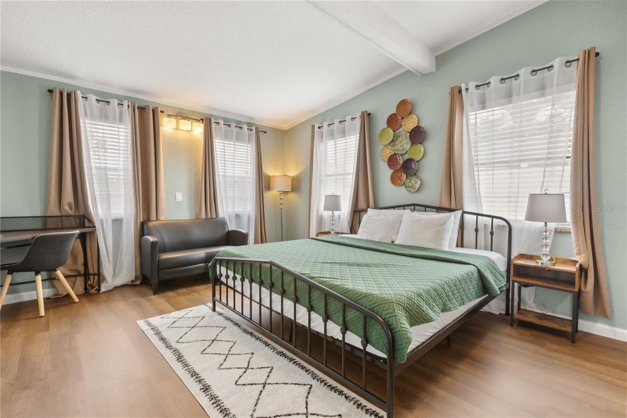 615 Mimosa Terrace, Sanford, FL 32773 Photo