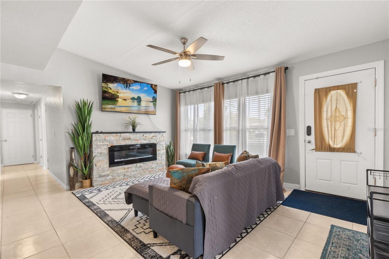 615 Mimosa Terrace, Sanford, FL 32773 Photo