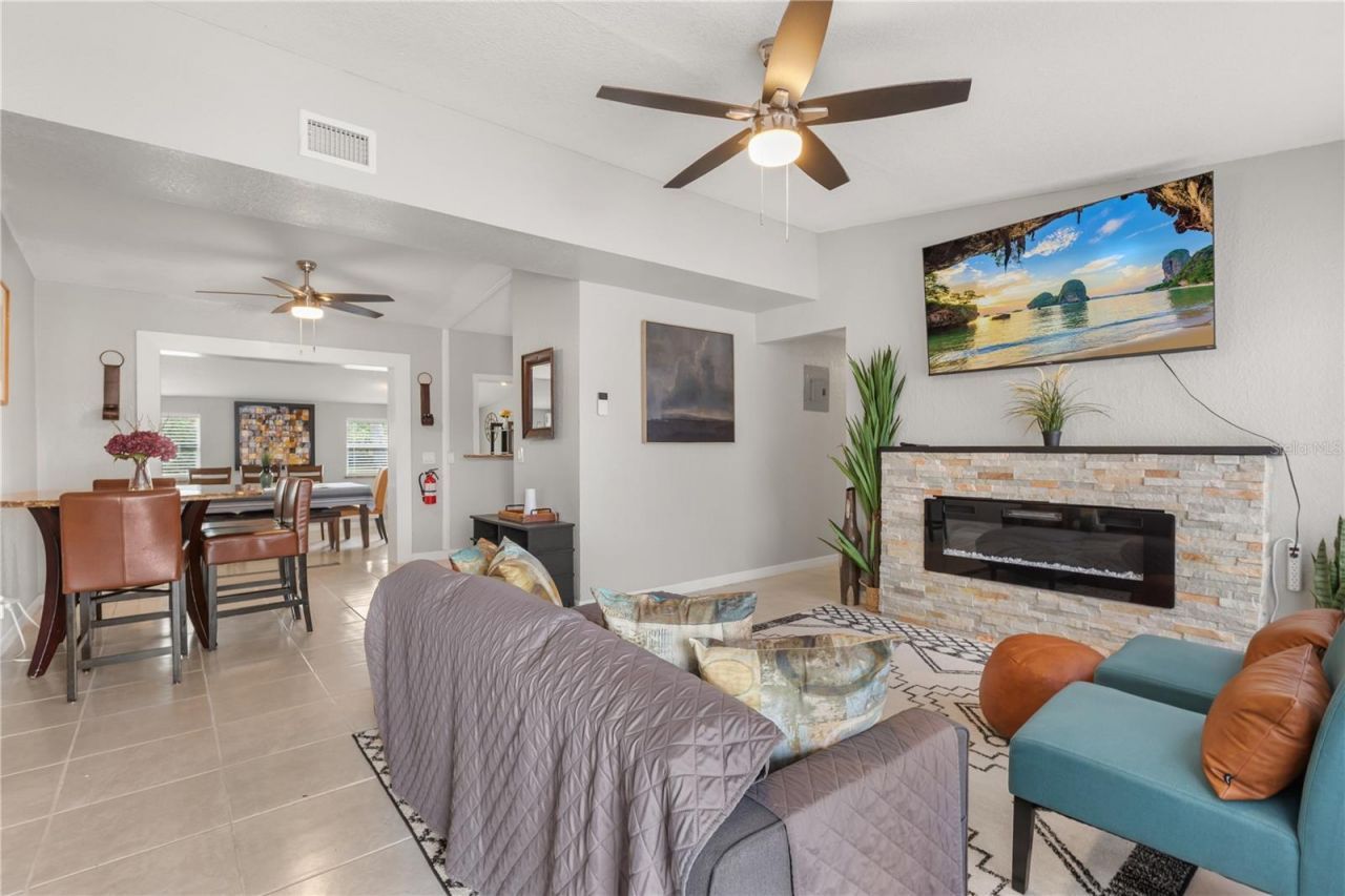 615 Mimosa Terrace, Sanford, FL 32773 Photo