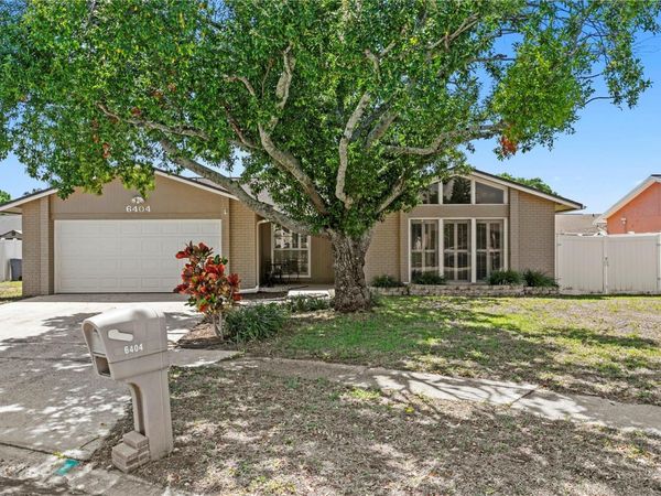 6404 HEATHER MOOR COURT , TAMPA, FL 33634