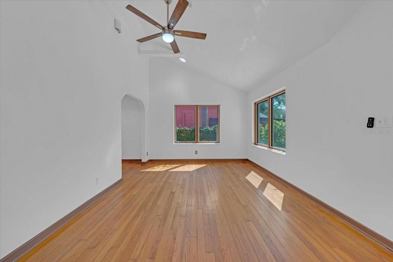 225 17th Avenue Se, Saint Petersburg, FL 33701 Photo