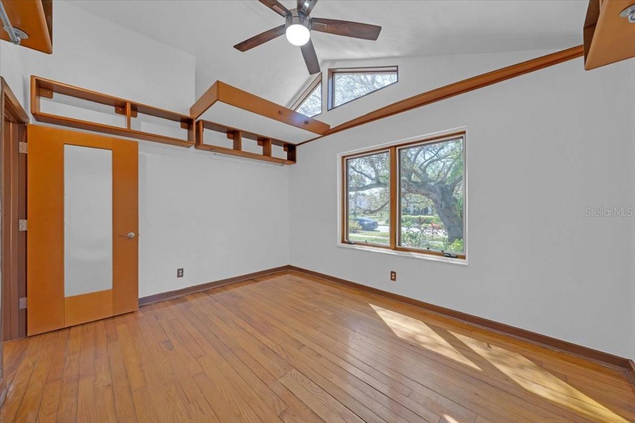 225 17th Avenue Se, Saint Petersburg, FL 33701 Photo