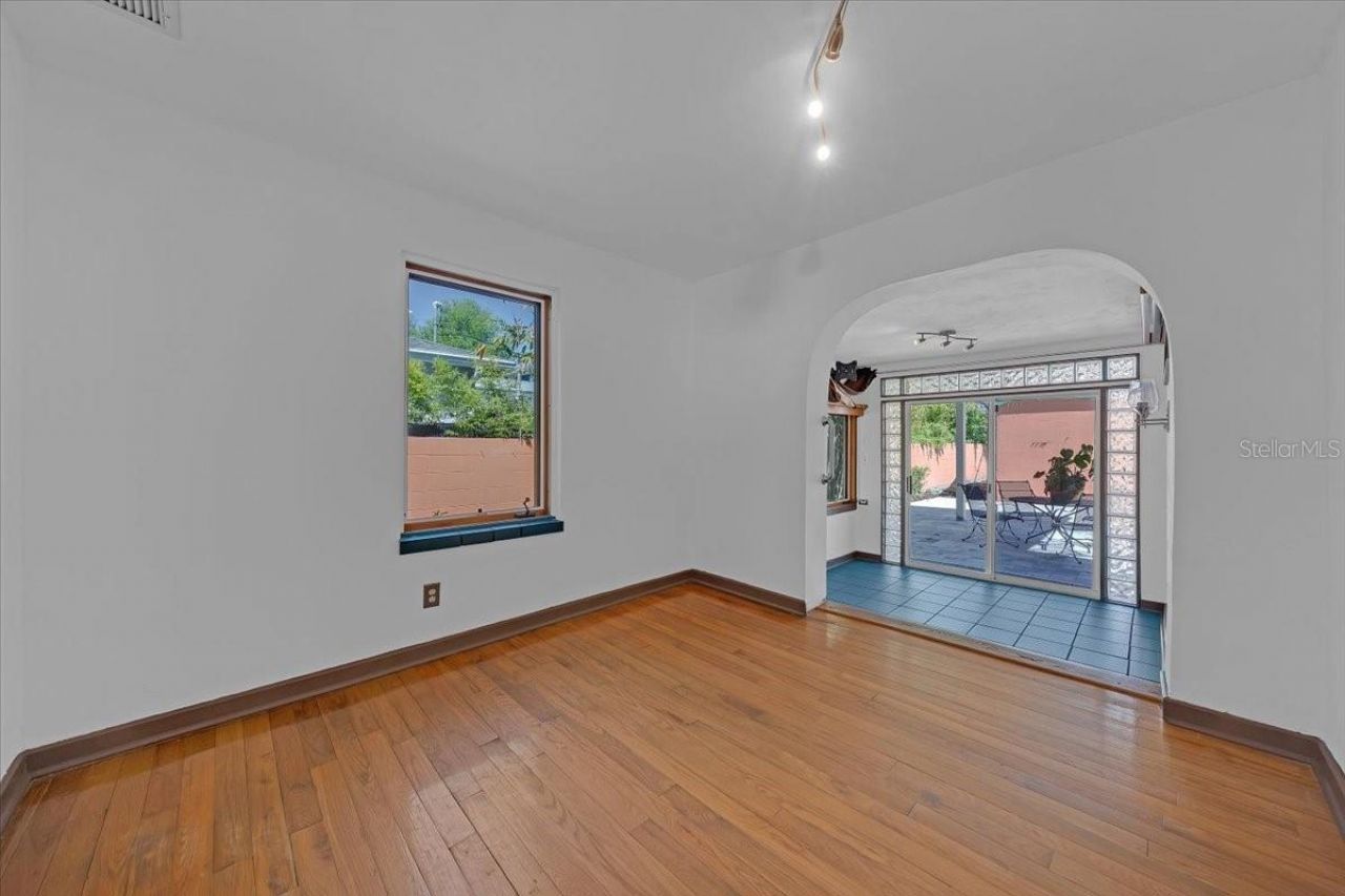 225 17th Avenue Se, Saint Petersburg, FL 33701 Photo