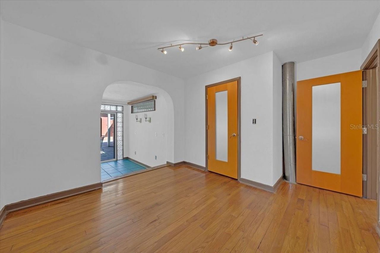 225 17th Avenue Se, Saint Petersburg, FL 33701 Photo