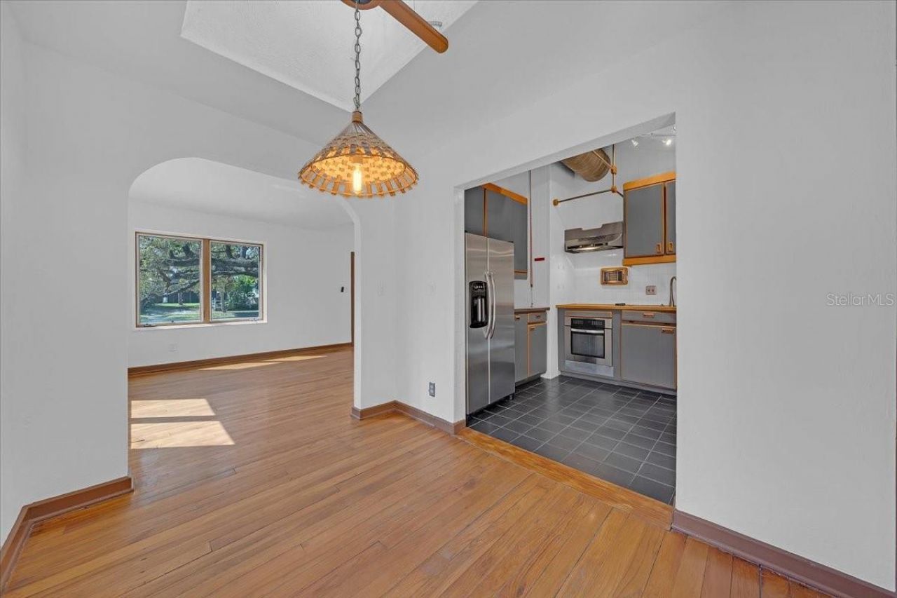 225 17th Avenue Se, Saint Petersburg, FL 33701 Photo