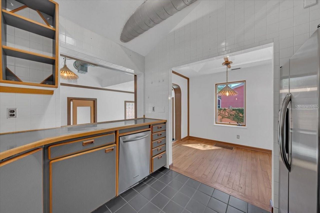 225 17th Avenue Se, Saint Petersburg, FL 33701 Photo