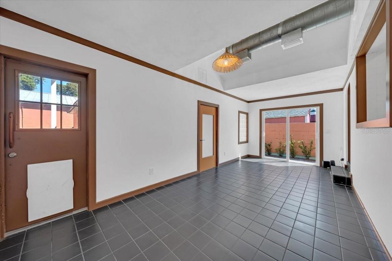 225 17th Avenue Se, Saint Petersburg, FL 33701 Photo