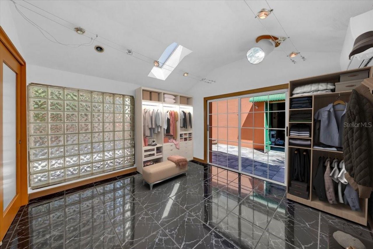 225 17th Avenue Se, Saint Petersburg, FL 33701 Photo