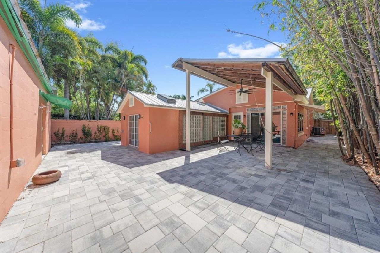 225 17th Avenue Se, Saint Petersburg, FL 33701 Photo