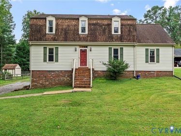 5817 Buxton Drive , Chester, VA 23831