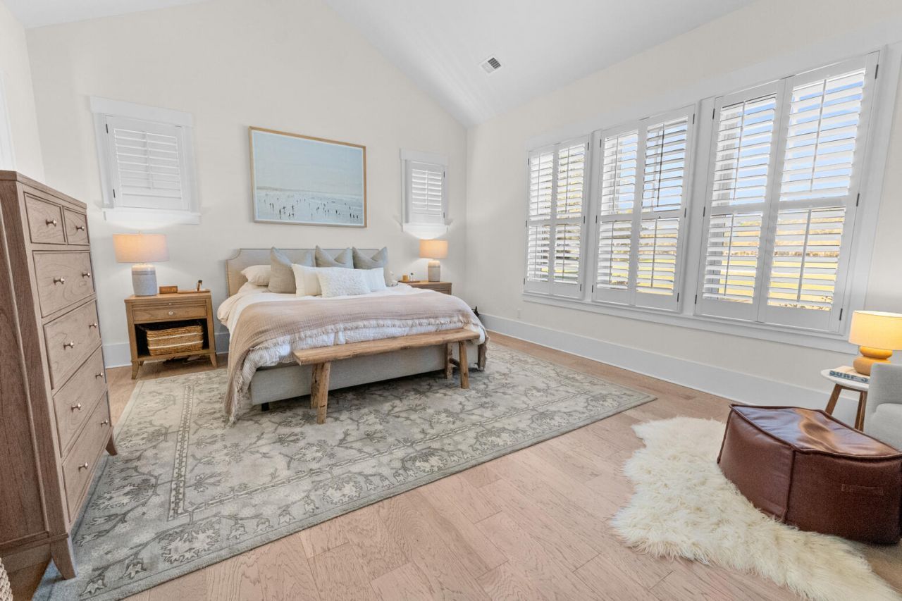 1074 Cinder Street Photo 19