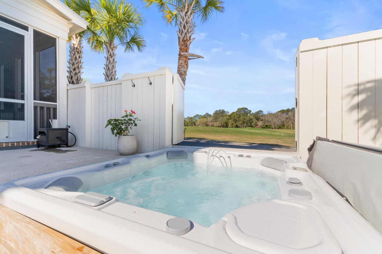 1074 Cinder Street Photo 6