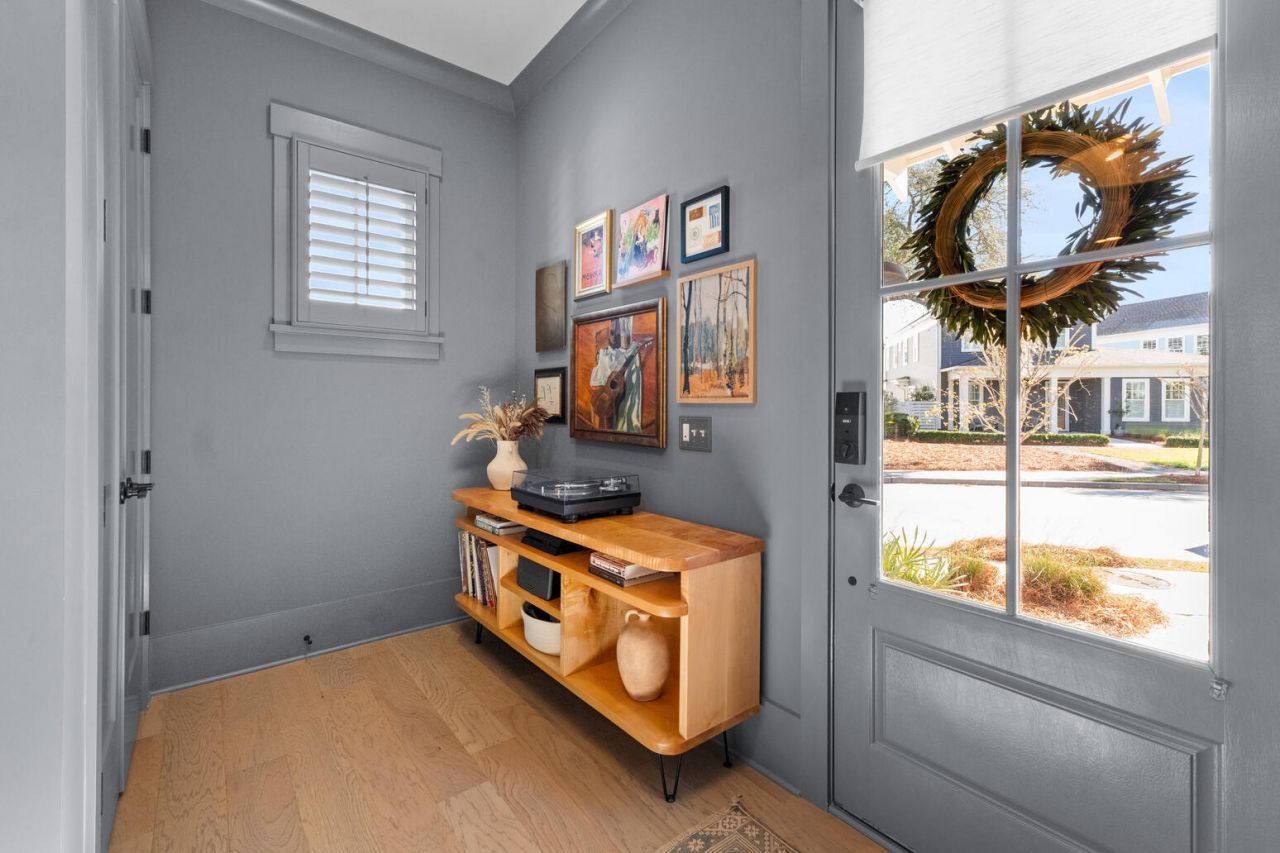 1074 Cinder Street Photo 9