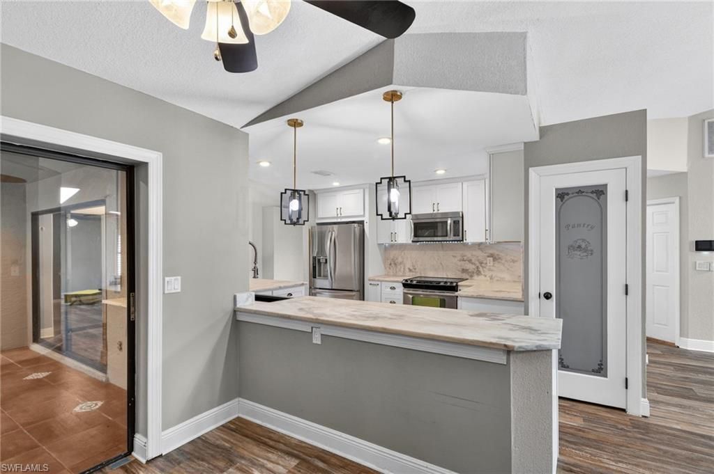 1828 SW 18th Ter , Cape Coral, FL 33991 Photo