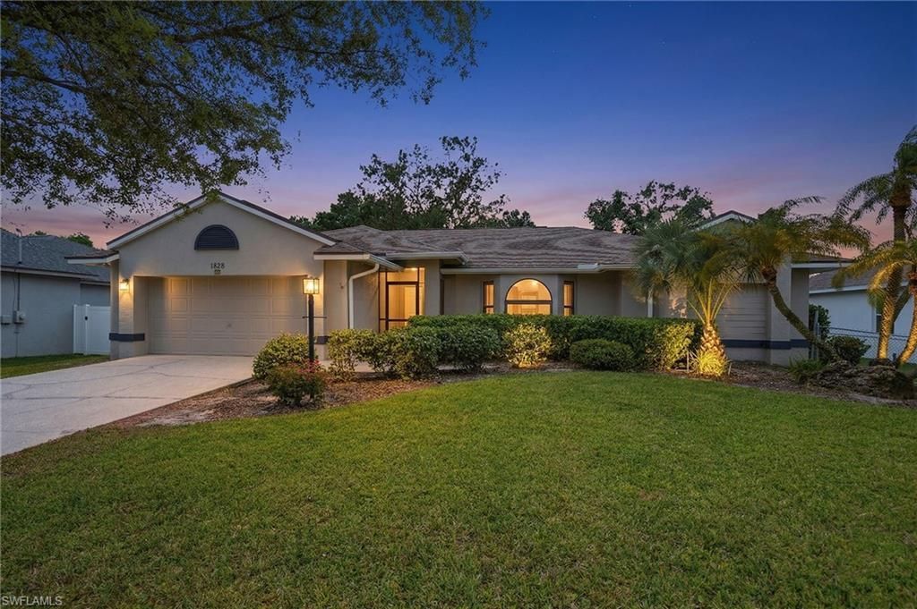 1828 SW 18th Ter, Cape Coral, FL 33991 Photo