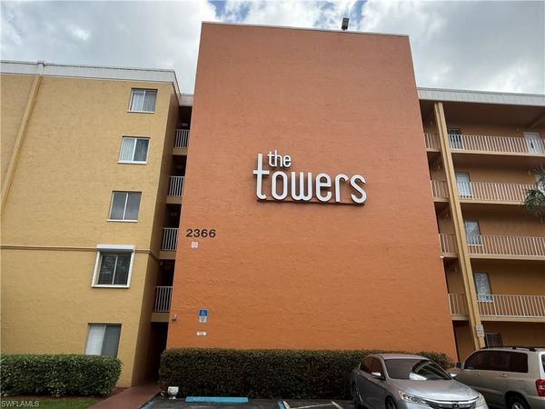 2366 E Mall DR , Unit 414, FORT MYERS, FL 33901