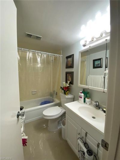 2366 E Mall Dr , Unit 414, Fort Myers, FL 33901 Photo