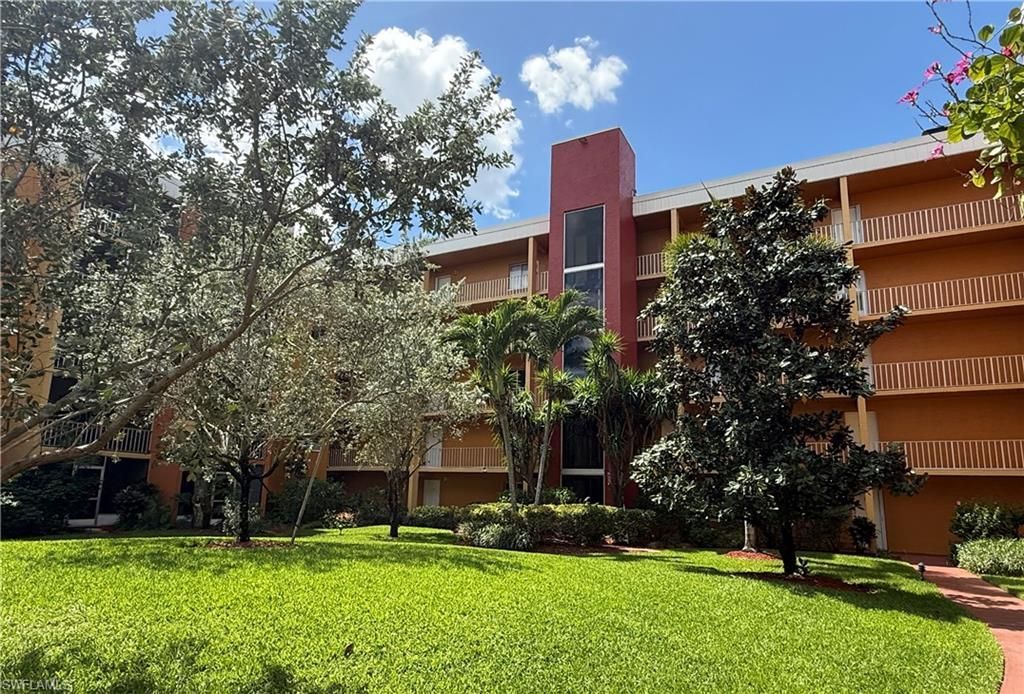 2366 E Mall Dr , Unit 414, Fort Myers, FL 33901 Photo