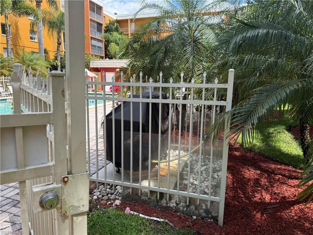 2366 E Mall Dr , Unit 414, Fort Myers, FL 33901 Photo