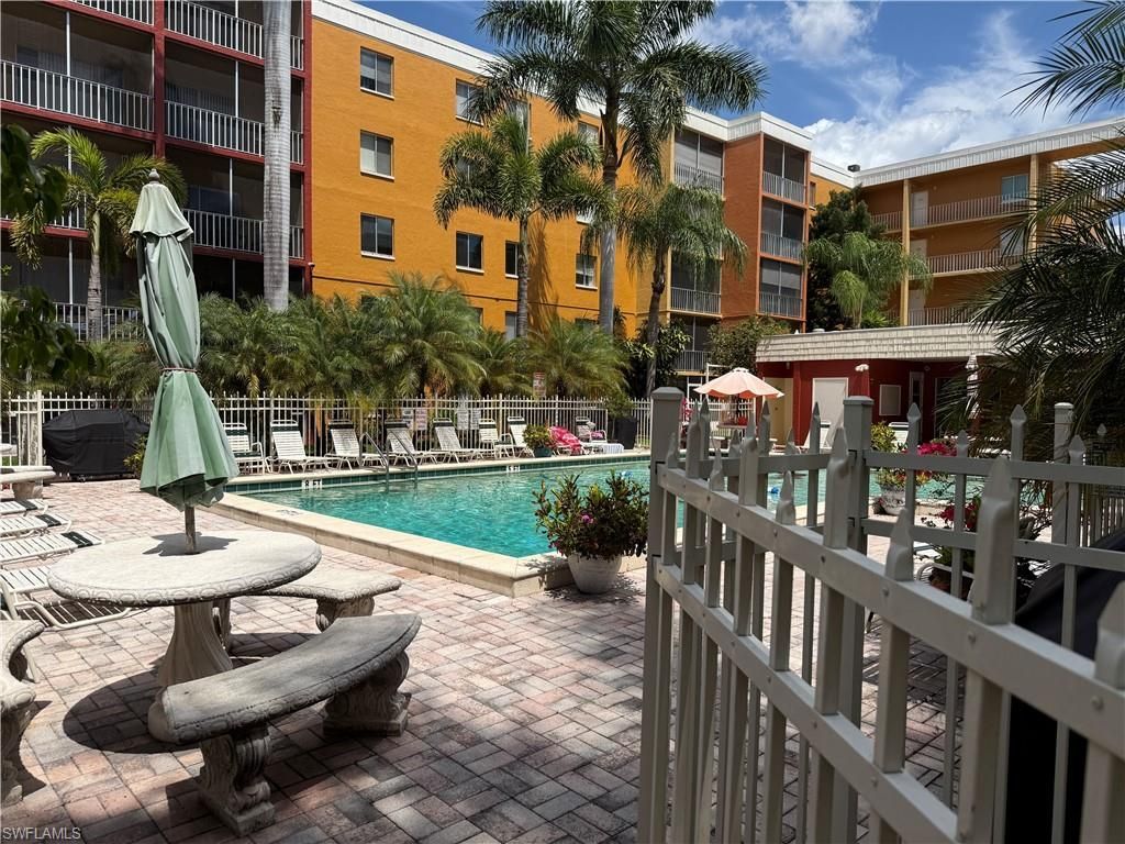 2366 E Mall Dr , Unit 414, Fort Myers, FL 33901 Photo