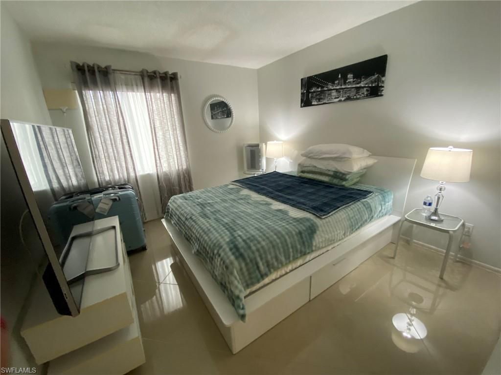 2366 E Mall Dr , Unit 414, Fort Myers, FL 33901 Photo