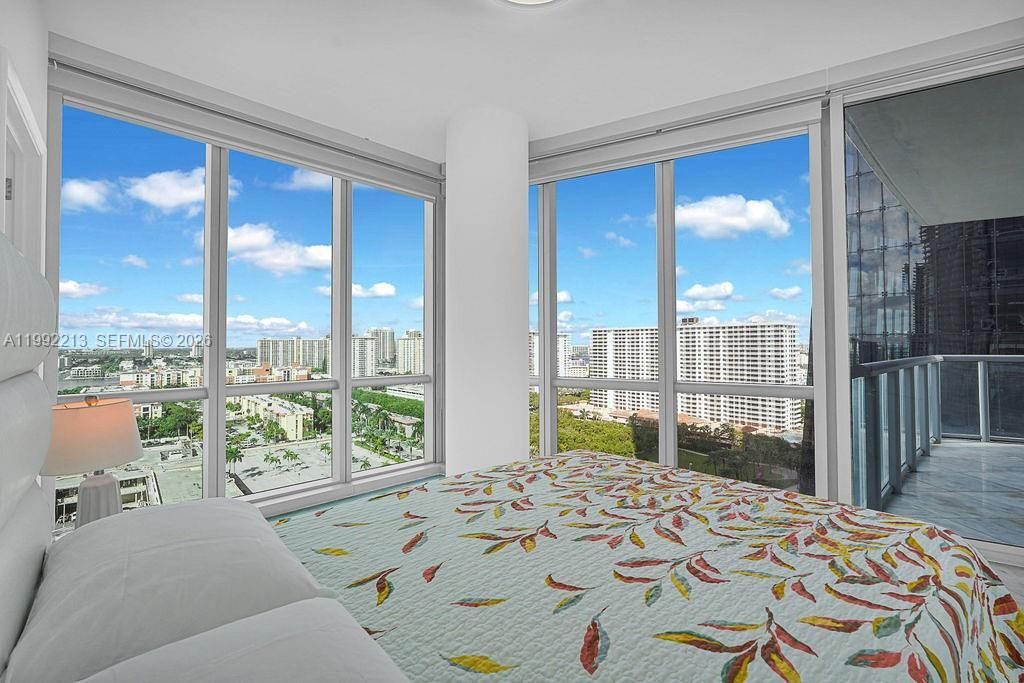 17121 Collins Ave , Unit 1808, Sunny Isles Beach, FL 33160 Photo