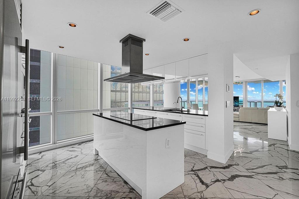 17121 Collins Ave , Unit 1808, Sunny Isles Beach, FL 33160 Photo