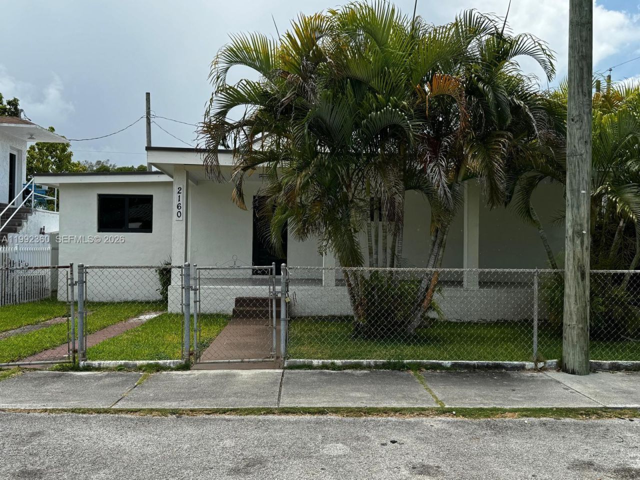 2160 NW 30th St , Miami, FL 33142 Photo