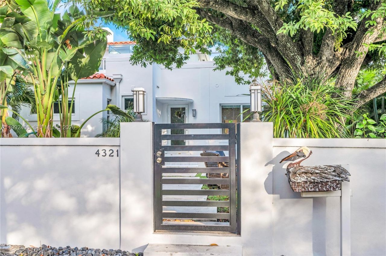 4321 Nautilus Dr , Miami Beach, FL 33140 Photo