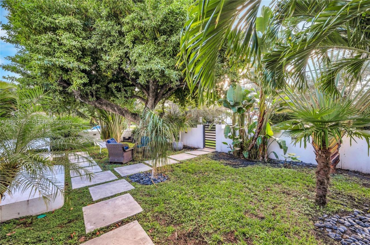 4321 Nautilus Dr , Miami Beach, FL 33140 Photo