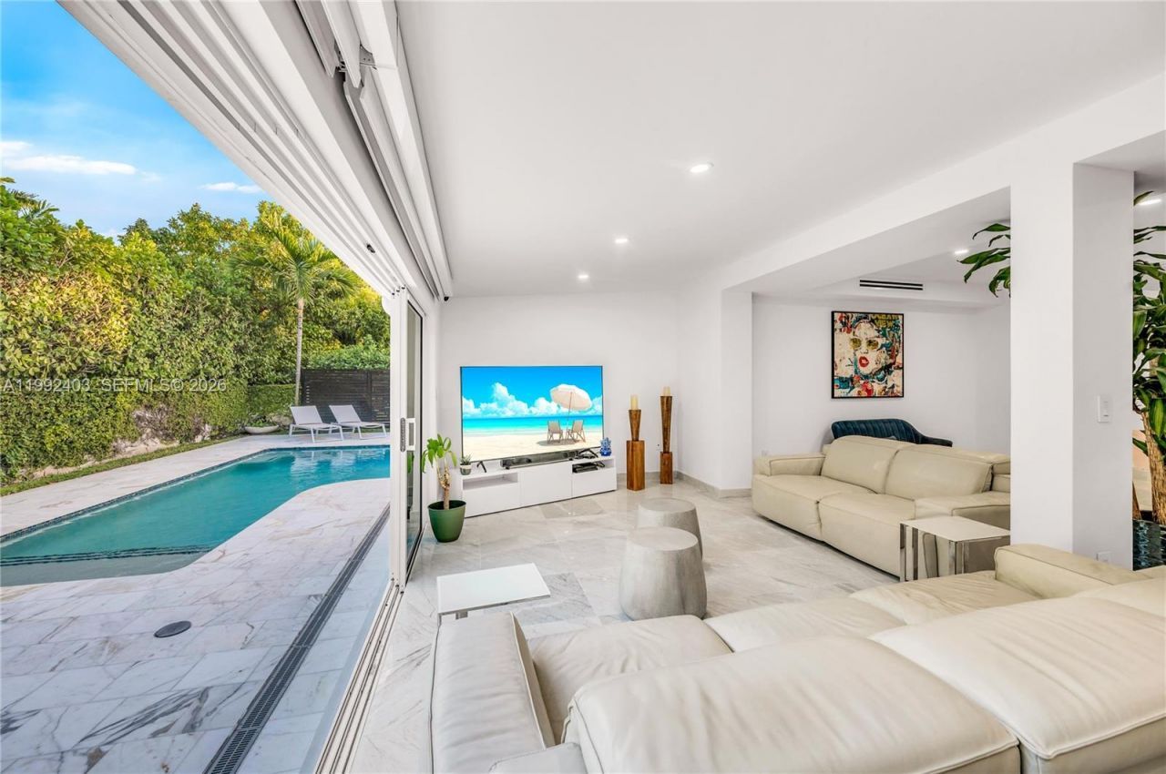 4321 Nautilus Dr , Miami Beach, FL 33140 Photo