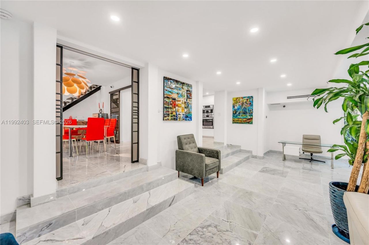 4321 Nautilus Dr , Miami Beach, FL 33140 Photo