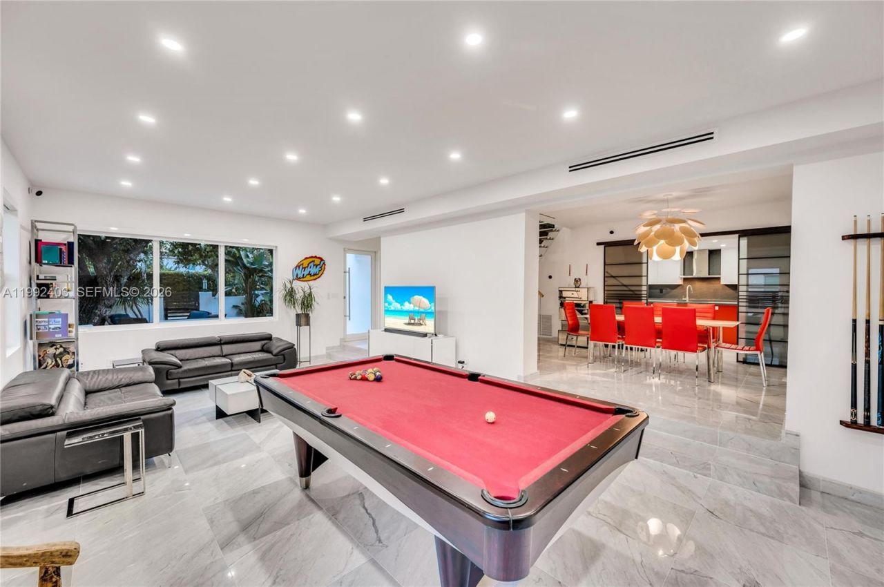 4321 Nautilus Dr , Miami Beach, FL 33140 Photo