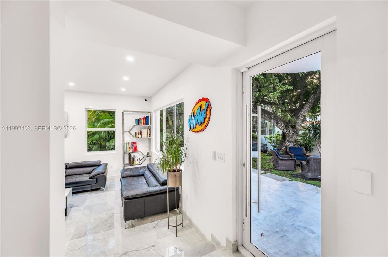 4321 Nautilus Dr , Miami Beach, FL 33140 Photo