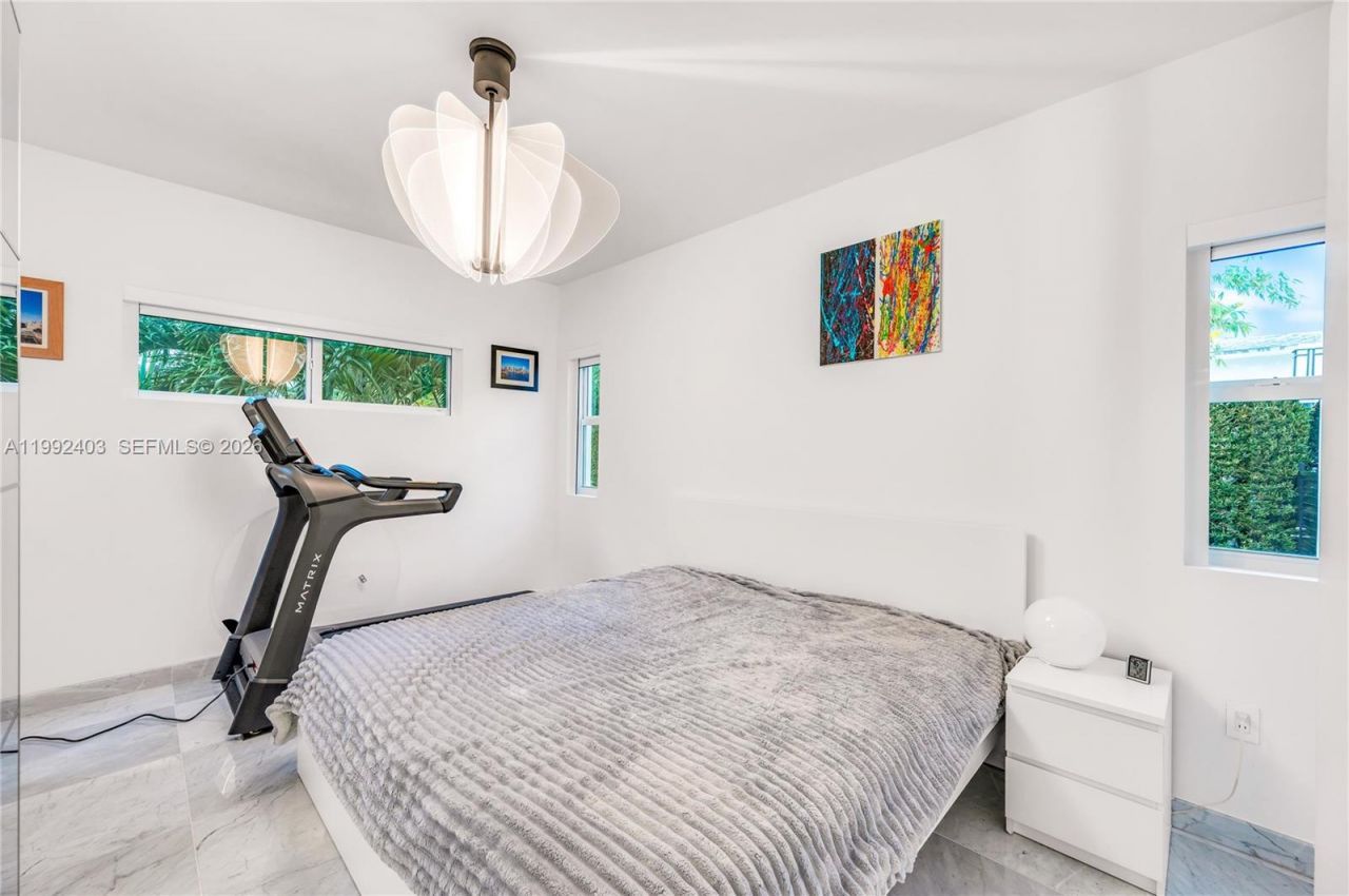 4321 Nautilus Dr , Miami Beach, FL 33140 Photo