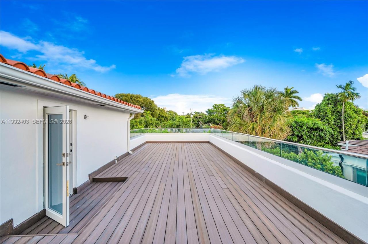 4321 Nautilus Dr , Miami Beach, FL 33140 Photo