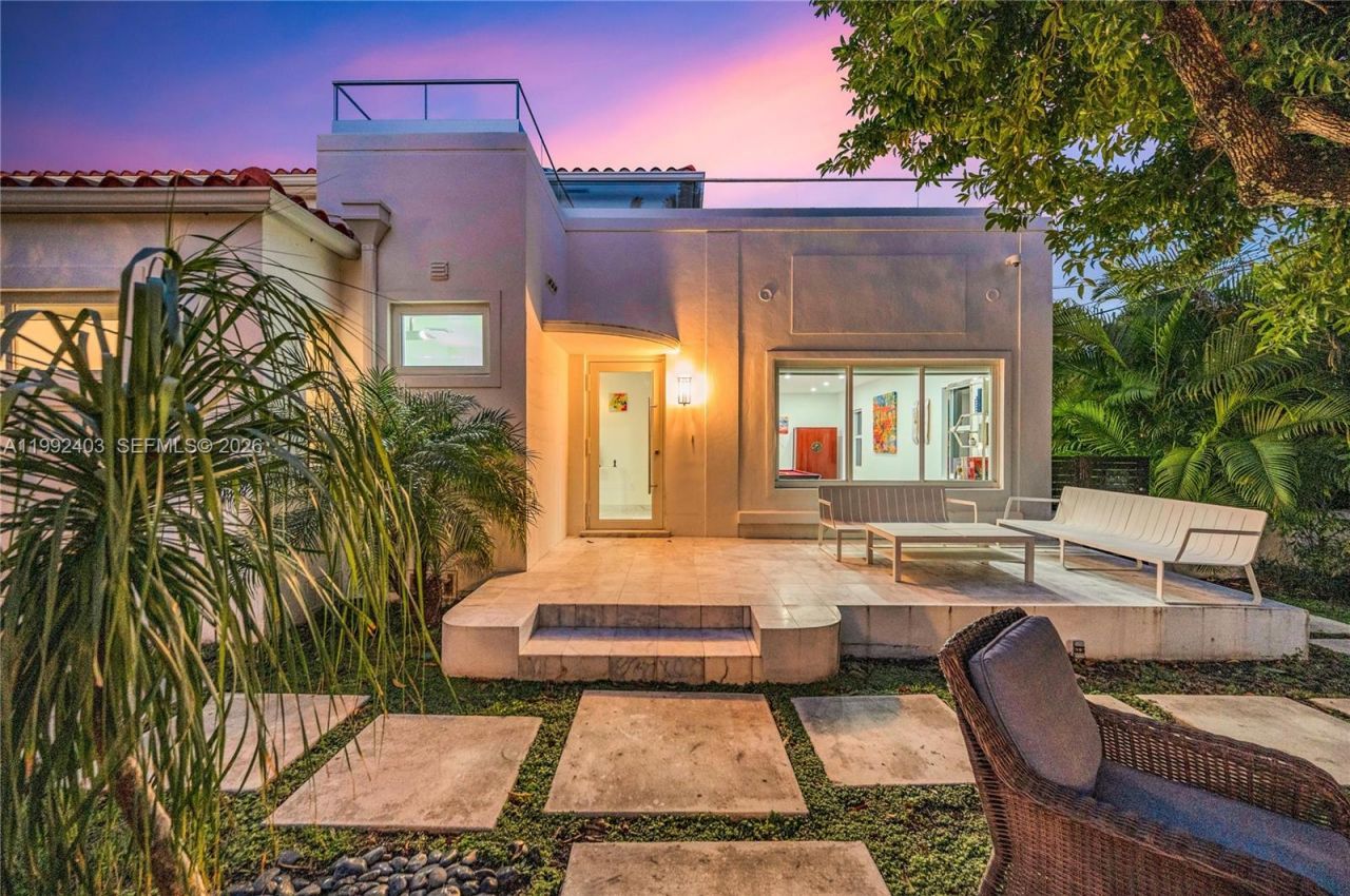 4321 Nautilus Dr , Miami Beach, FL 33140 Photo