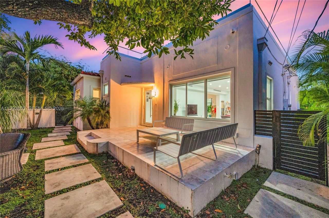 4321 Nautilus Dr , Miami Beach, FL 33140 Photo